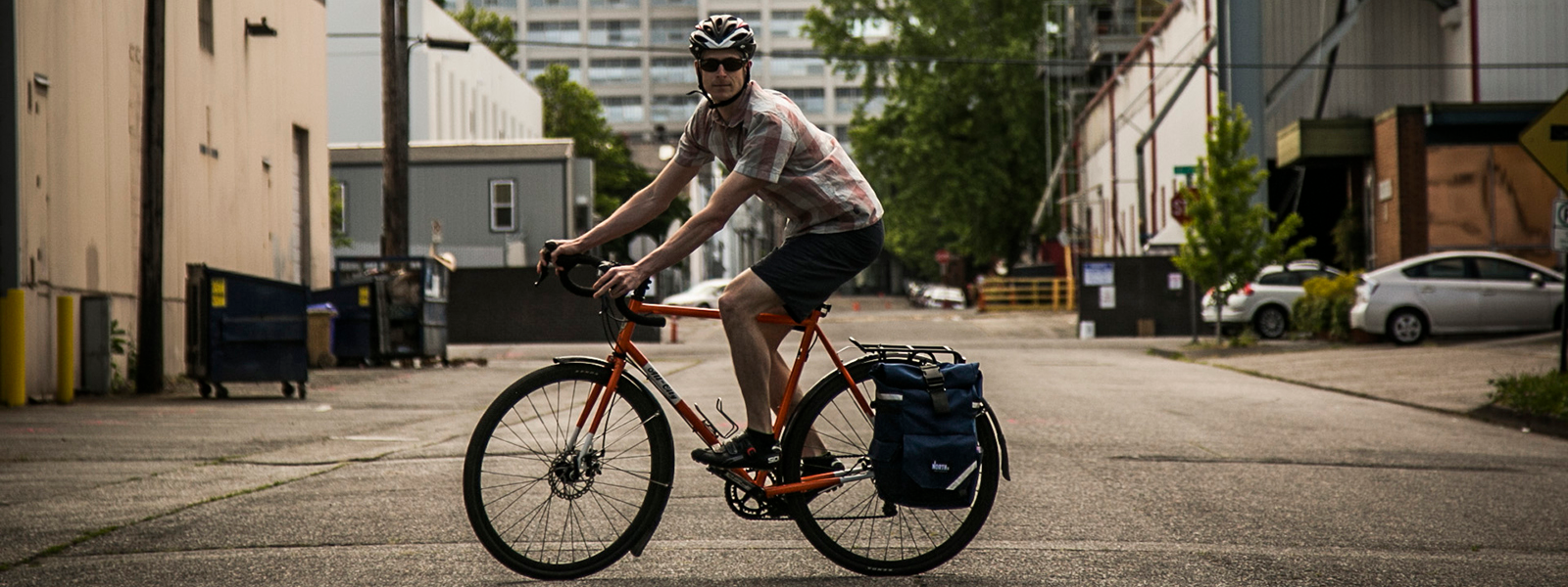 gravel bike backpack