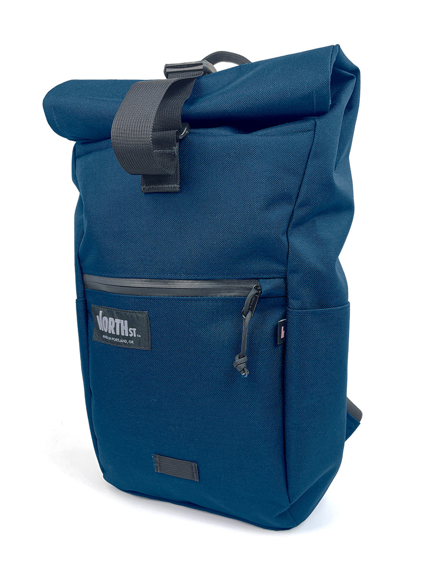 Front view of Davis Daypack 20L in midnight. - North St Bags