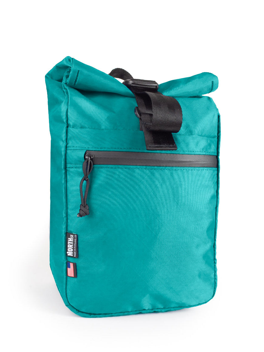 front view of micro pannier 14L in teal